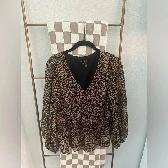 1 STATE BLOUSE SIZE SMALL - Picture 1 of 3